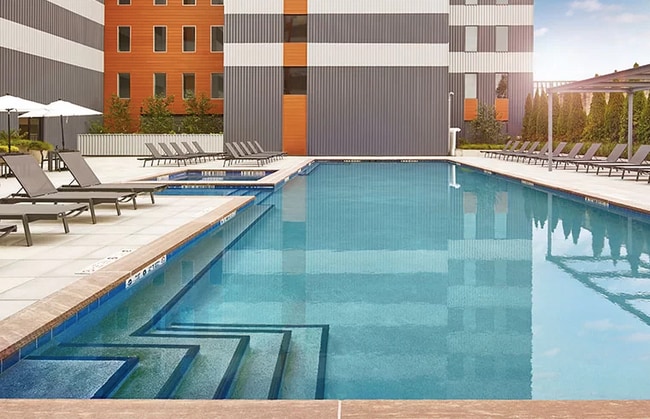 Foto del edificio - 404 Claremont Ave
