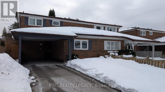 Building Photo - 69 Cairnside Crescent