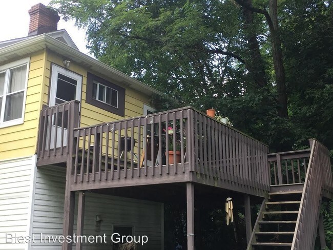 Foto del edificio - 2 br, 1 bath Apartment - 6 Woodlawn Ave