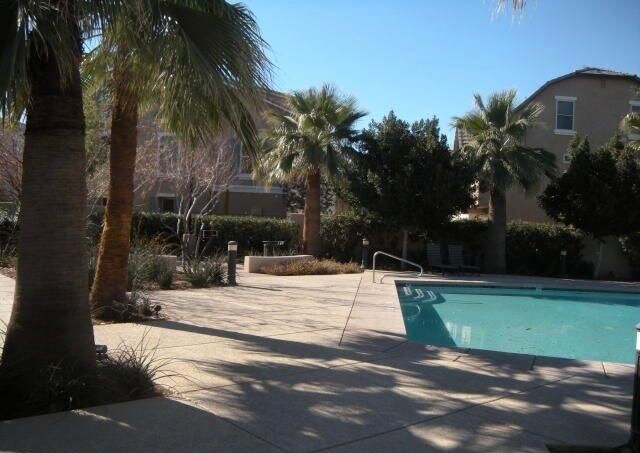 pool - 5714 S 21st Ter
