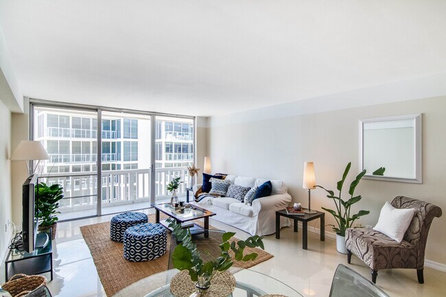 Building Photo - 3570 S Ocean Blvd