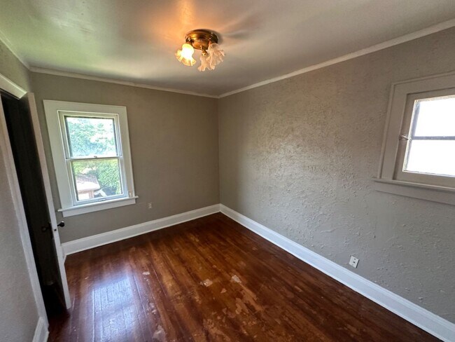 Foto del edificio - 2945-2947 N 58th St. (Duplex)