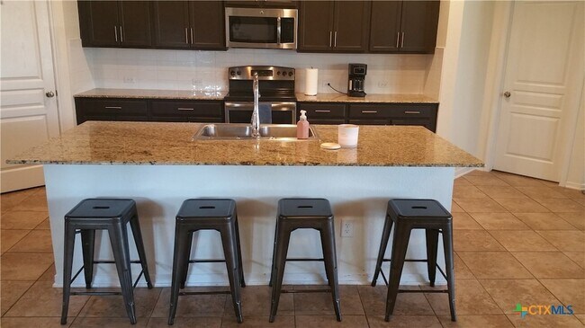 Foto del edificio - 10206 Alamosa Ln