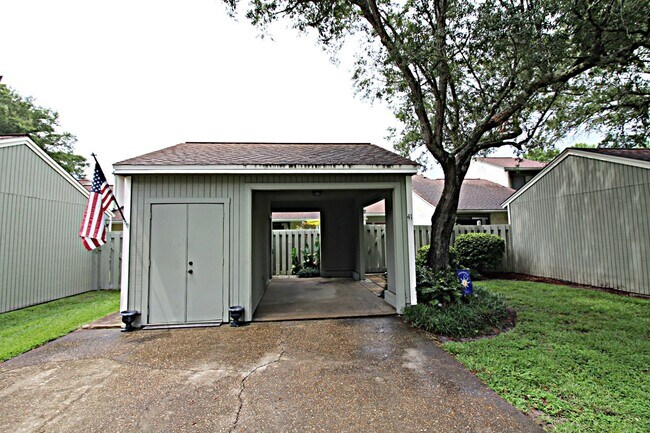 Foto del edificio - Beautifully Updated Patio Home In Niceville!
