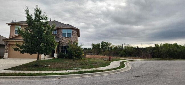 Building Photo - 132 Cibolo Creek Dr