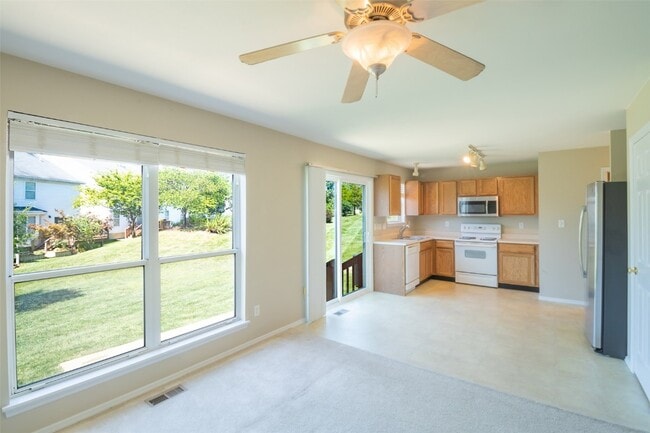 Foto del edificio - 4323 Bristol View Ct