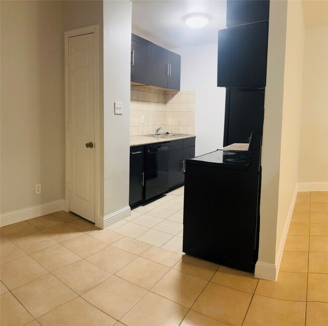 Foto del edificio - 5550 N Braeswood Blvd