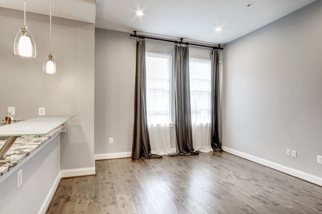 Living Area - 1333 Euclid St NW