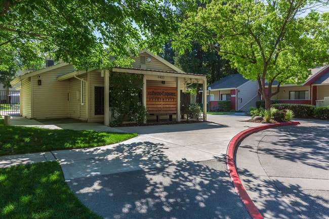 Building Photo - Redwood Square Apartments
