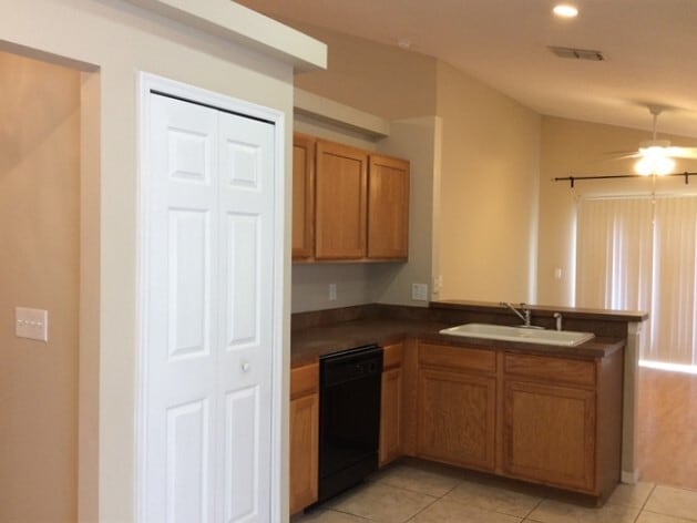 Foto del edificio - 10942 Brown Trout Cir
