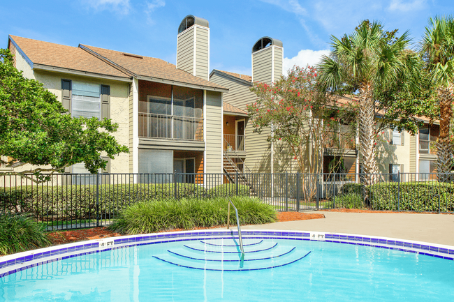 Foto del edificio - Bentley Green Apartment Homes