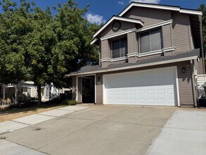 Building Photo - 8420 Oak Flat Way