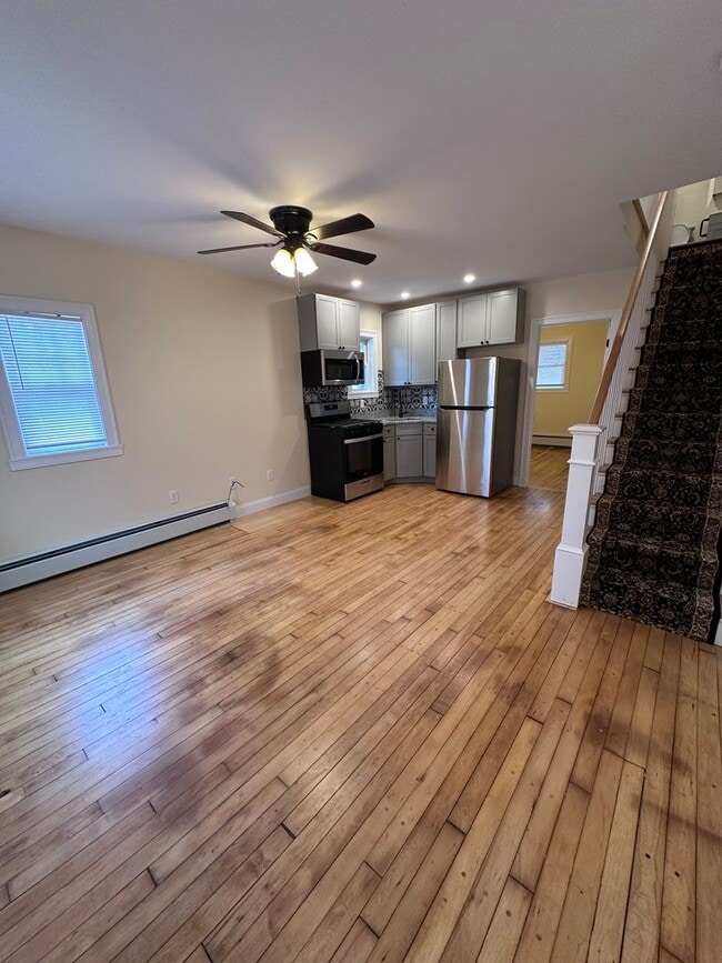 Building Photo - 416 Pearl St