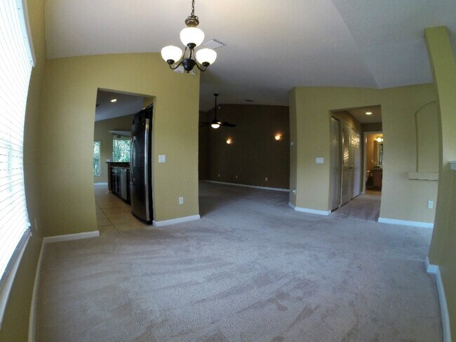 Building Photo - 4560 SW 52nd Cir