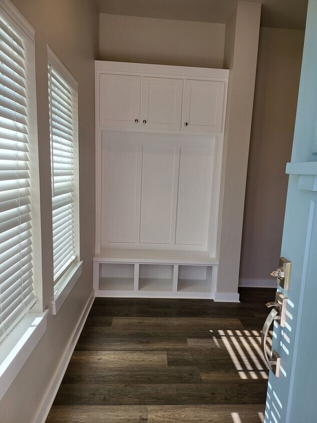 Primary Photo - $1000.00 OFF 1ST MONTH RENT