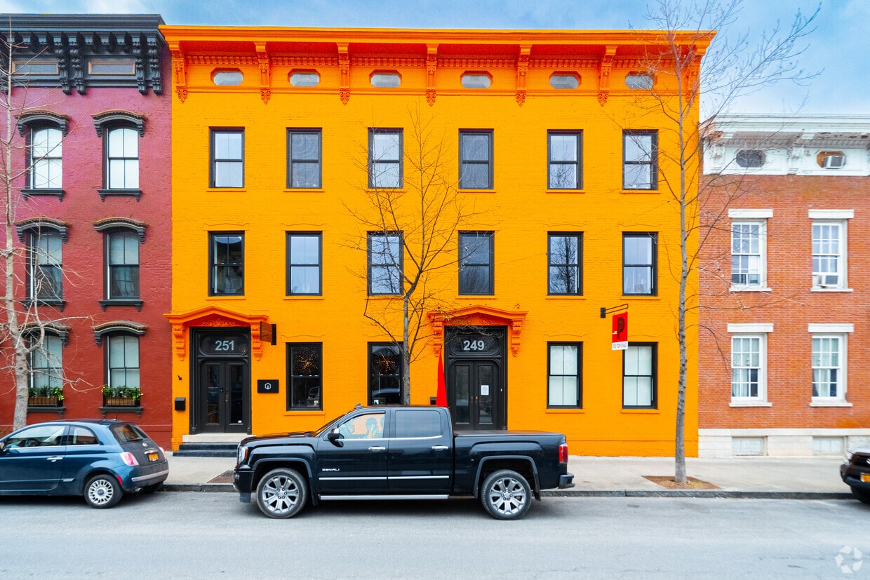 249251 Warren St, Hudson, NY 12534 Apartments in Hudson, NY