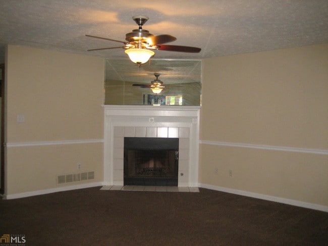 Building Photo - 588 Augustus Ct