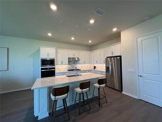 Foto del edificio - 8243 Fenton St