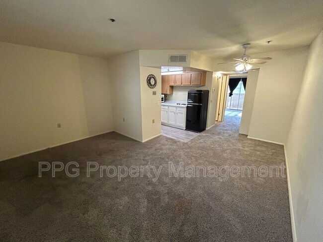 Building Photo - 12221 W Bell Rd