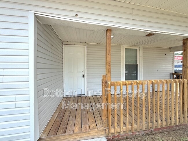 Photo - 863 Old Charlotte Rd SW House