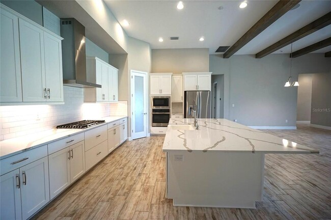 Building Photo - 14257 Swiss Bridge Dr