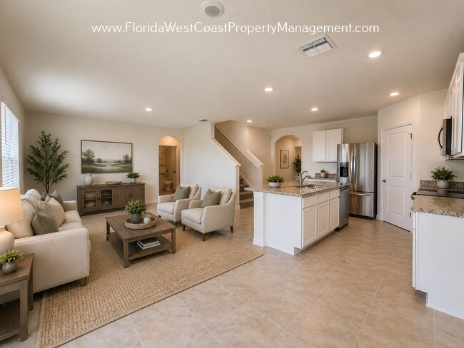 Building Photo - 5 BEDROOM- 3 BATH PLUS FLEX SPACE! OUTSTANDING SOLERA LAKEWOOD RANCH!