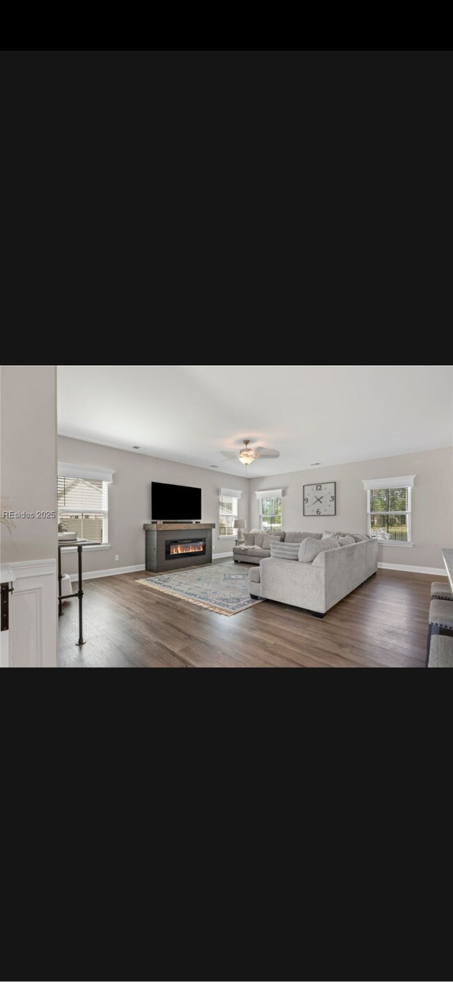 Building Photo - 1649 Hearthstone Dr