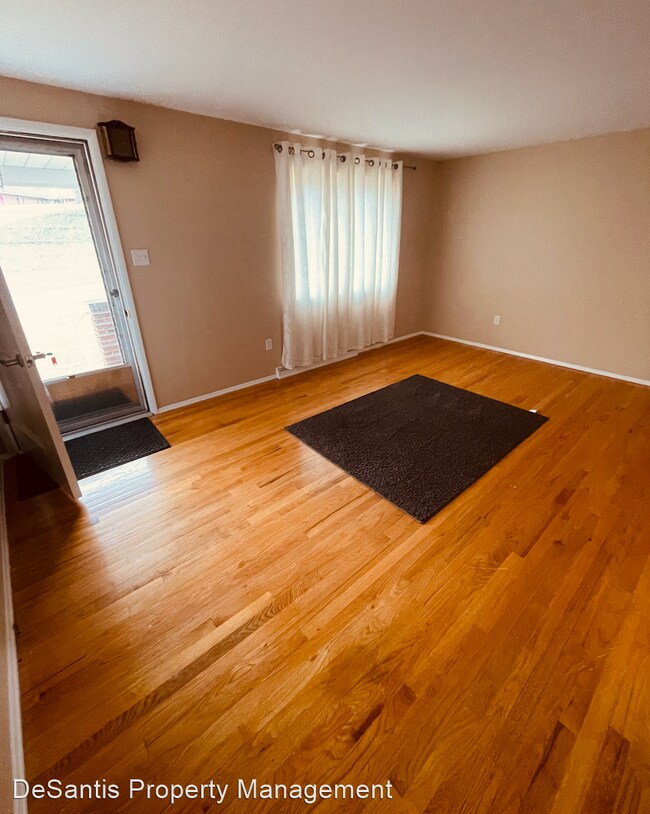 Foto del edificio - 3 br, 2 bath House - 100 Farmcrest Drive