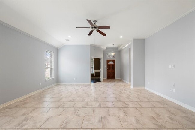 Building Photo - 5814 Dayln Ct