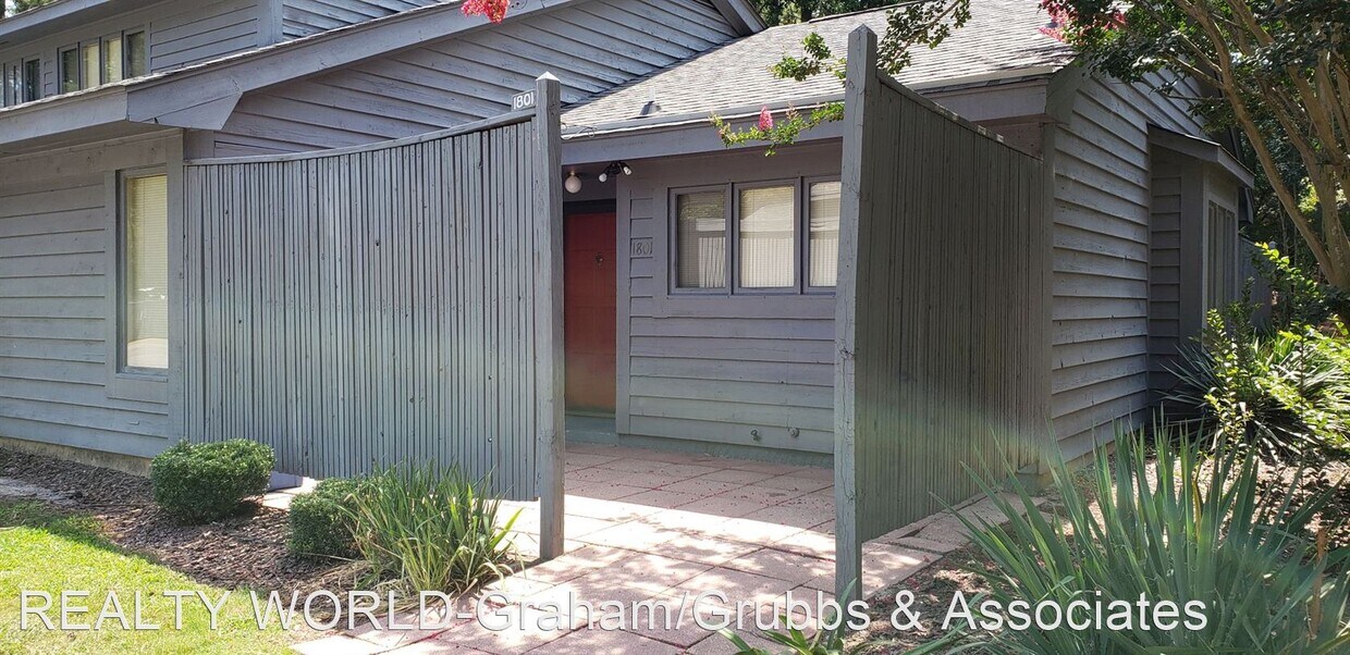 Primary Photo - 2 br, 2 bath House - 1801 Sherbrooke Circle