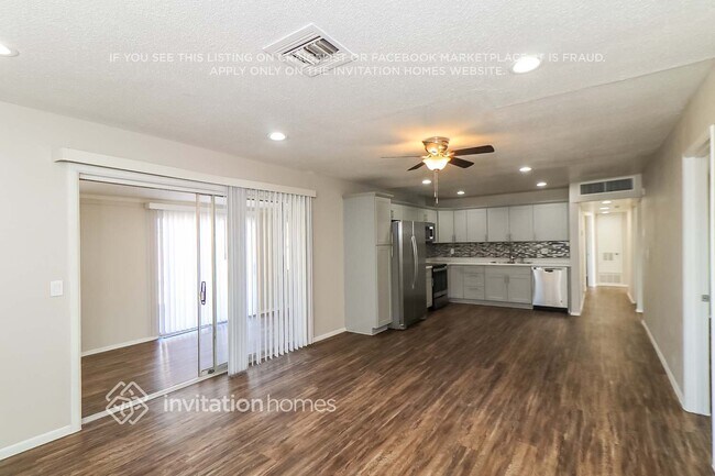 Building Photo - 3146 W Cactus Rd