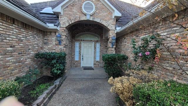 Building Photo - 1120 Stone Gate Dr