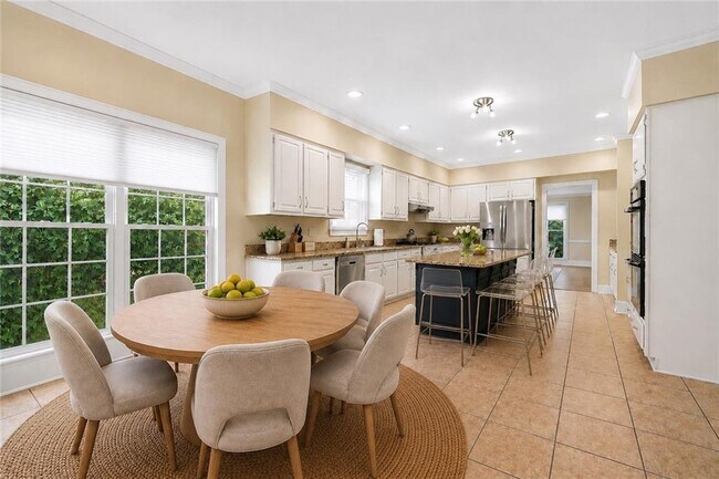 Foto del edificio - 3795 Ashford Trail NE