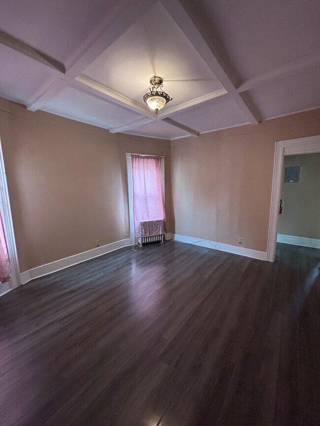 Foto del edificio - 624 E 26th St