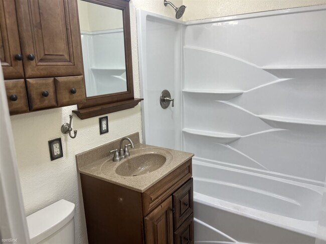 Foto del edificio - 3 br, 2 bath House - 2821 South 22nd Terrace