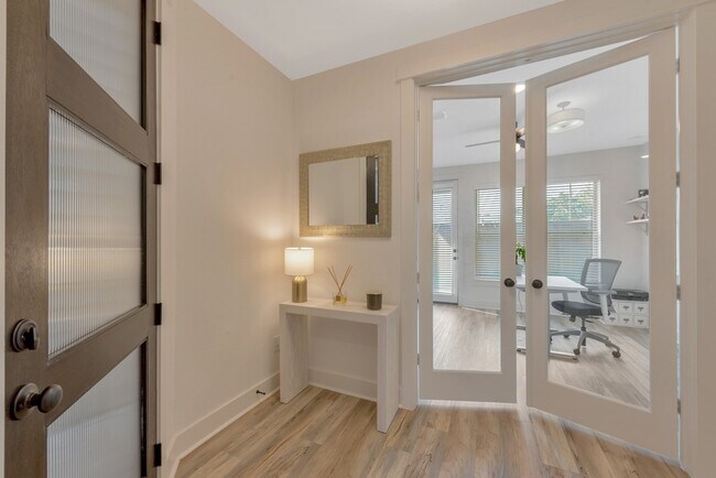 Building Photo - 10927 Keaton Landing Dr