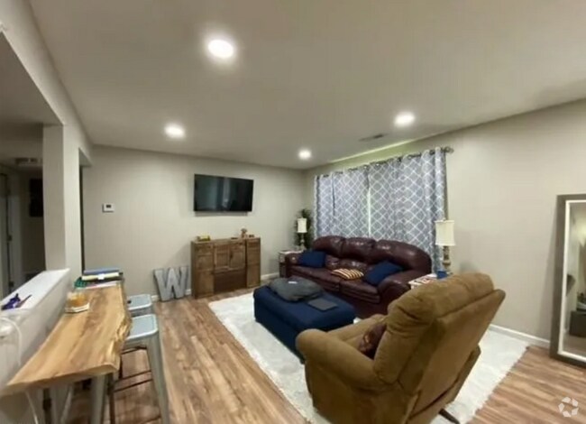 Building Photo - 14801 Winding Way