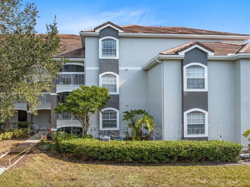14001 Fairway Island Dr Unit 517, Orlando, FL 32837 Condo for Rent in Orlando, FL