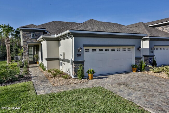 Building Photo - 833 Aldenham Ln