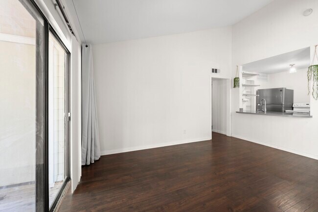 Foto del edificio - 3500 Tangle Brush Dr