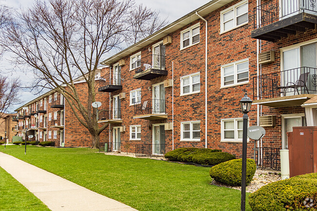 Building Photo - Oak Lawn Blu