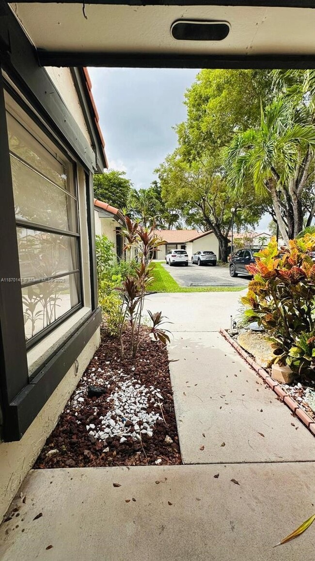 Foto del edificio - 15210 SW 48th Terrace