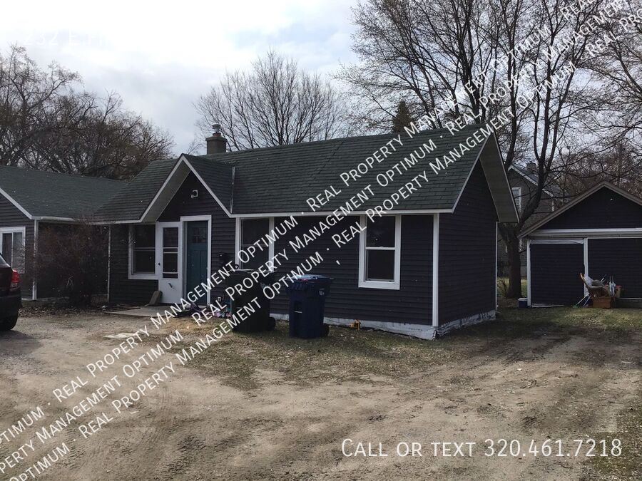 Foto principal - 232 E Fir Ave