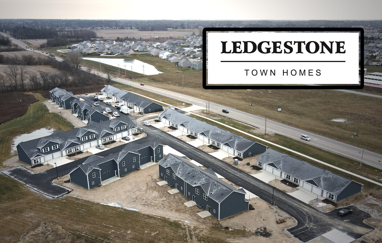 Foto principal - Ledgestone Townhomes