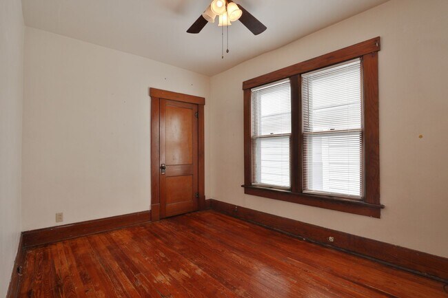 Building Photo - 212-214-214 E Patterson Ave