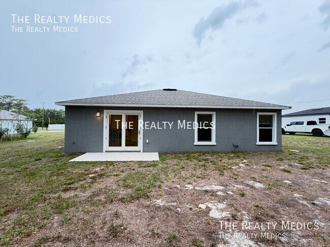 Foto del edificio - 15137 SW 61st Ct