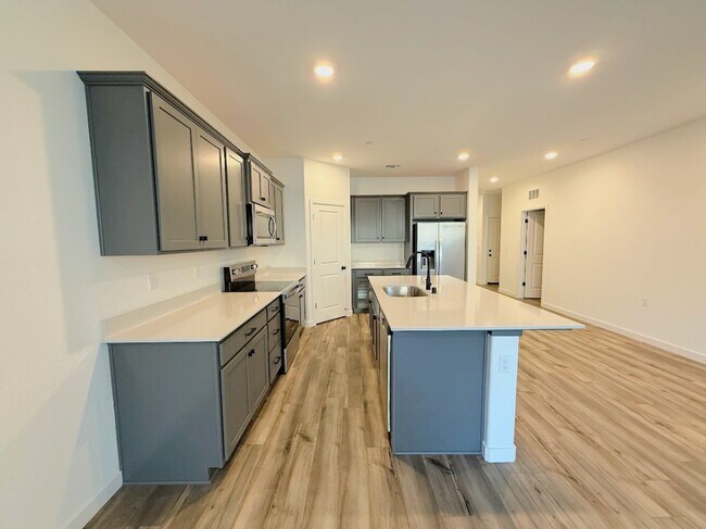 Building Photo - 4735 Sami Jo Dr