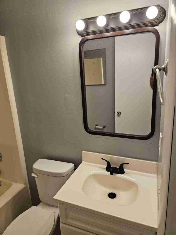 Foto del edificio - 25625 Thelmadale Dr