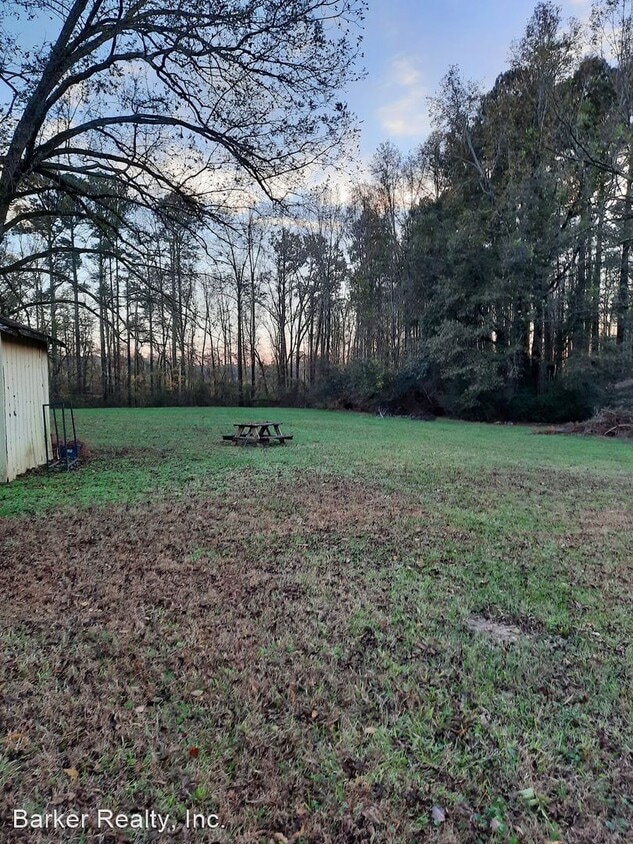 4 br, 2 bath House 8604 Ten Ten Road House Rental in Raleigh, NC