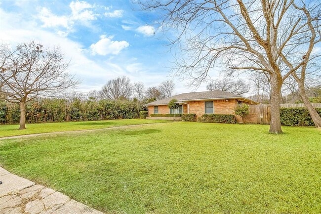 Building Photo - 10923 Strayhorn Dr